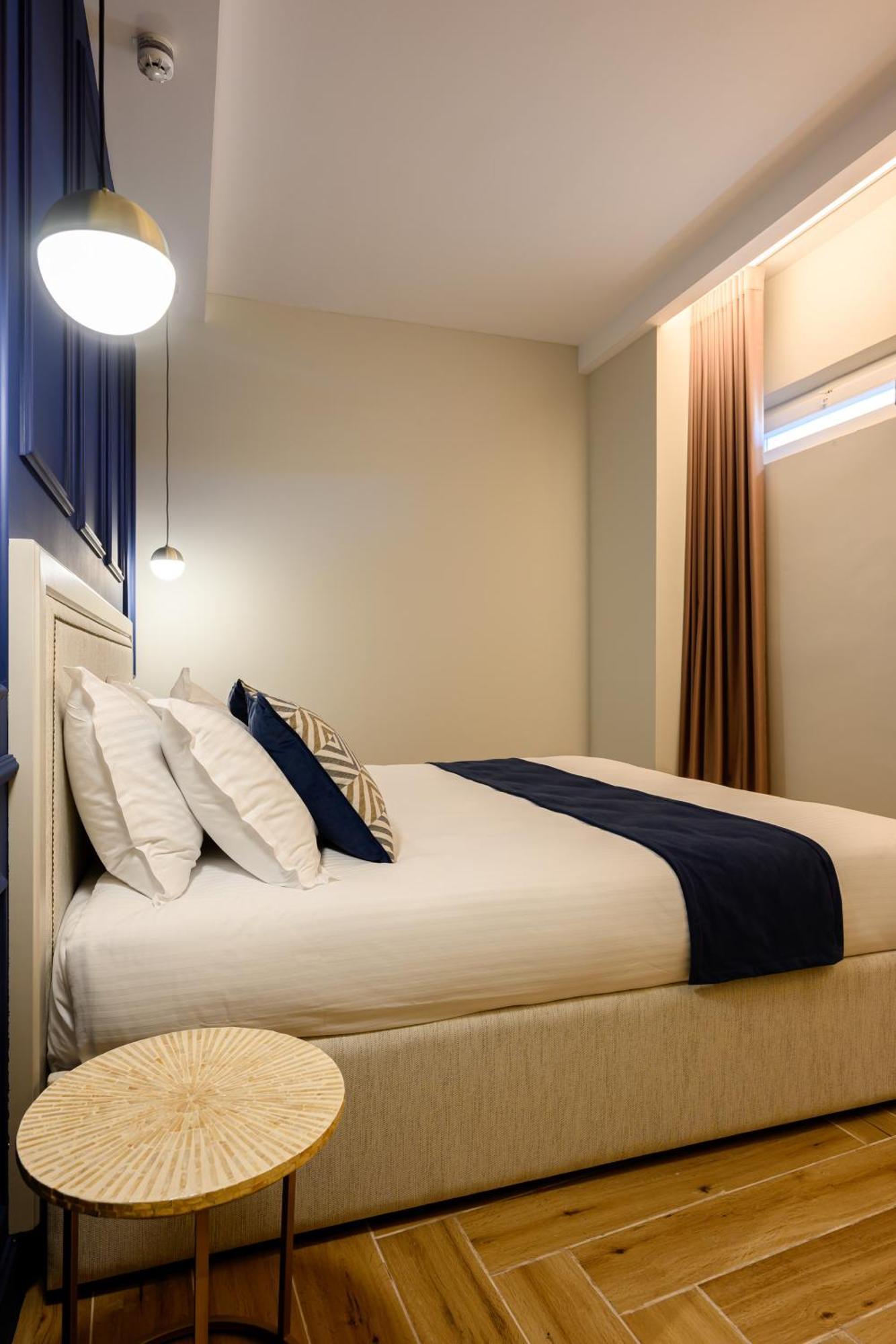 XVI Suites - Adults Only แนกซ์ซาร์ ภายนอก รูปภาพ