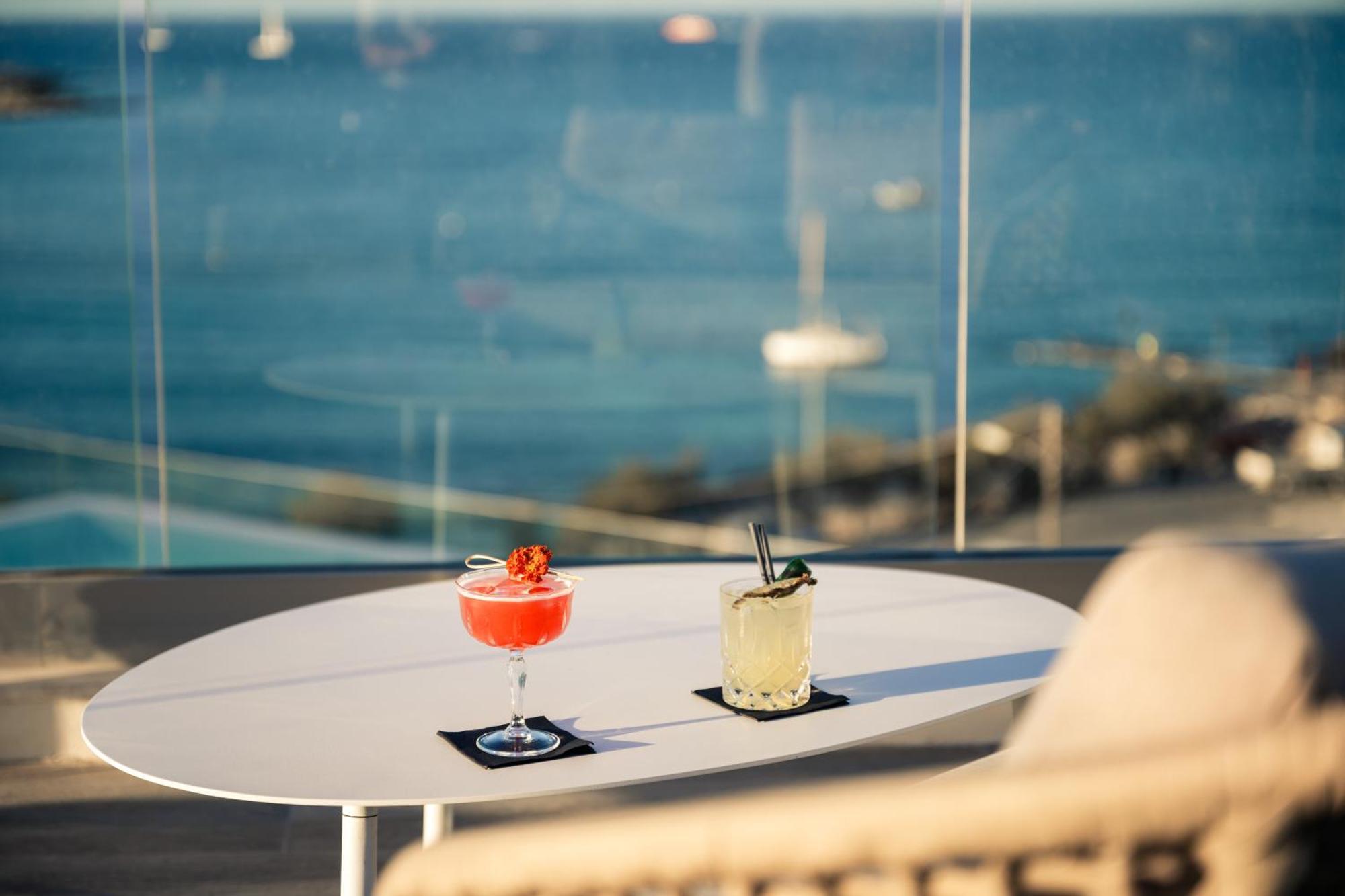 XVI Suites - Adults Only แนกซ์ซาร์ ภายนอก รูปภาพ