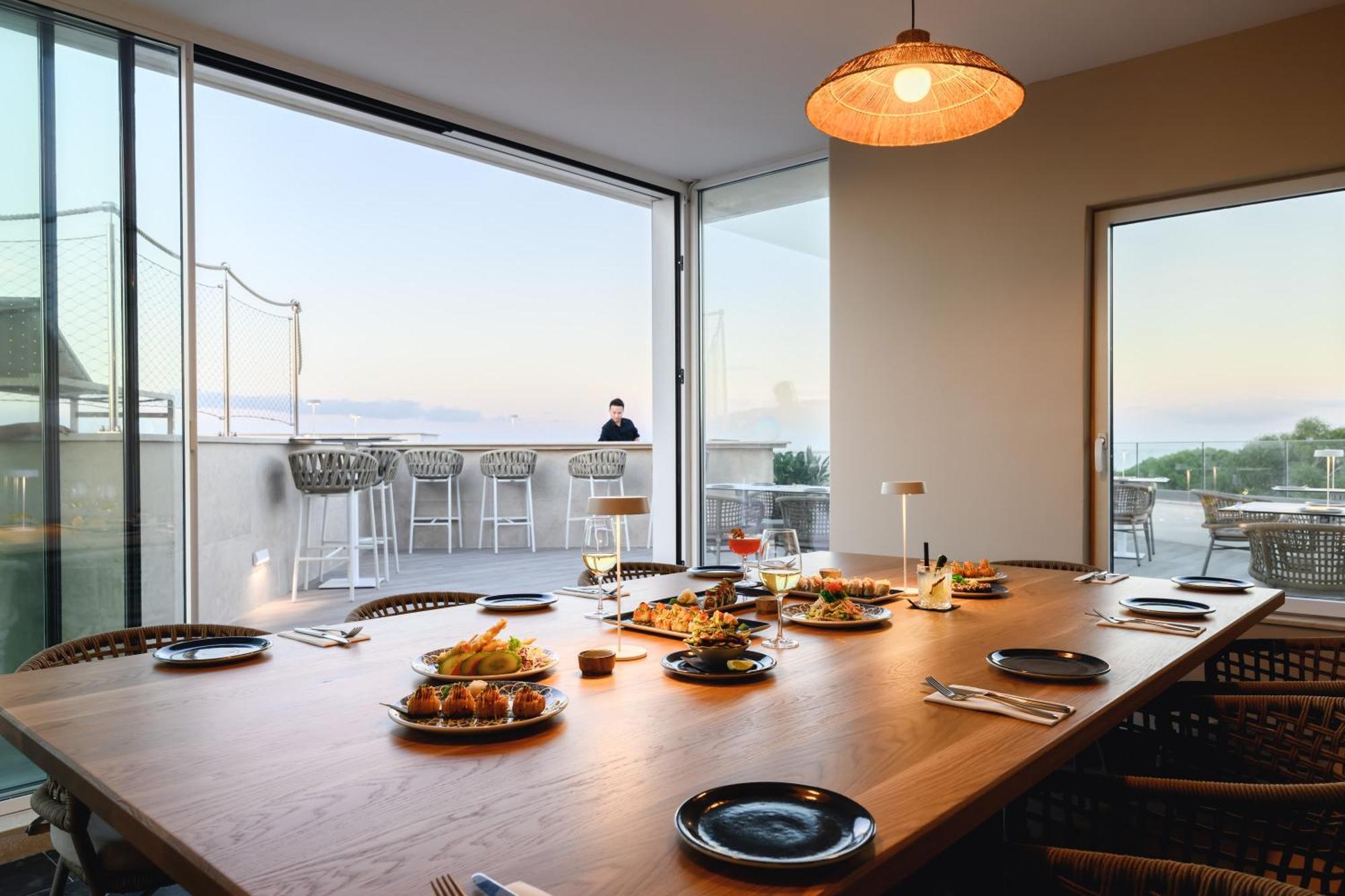 XVI Suites - Adults Only แนกซ์ซาร์ ภายนอก รูปภาพ