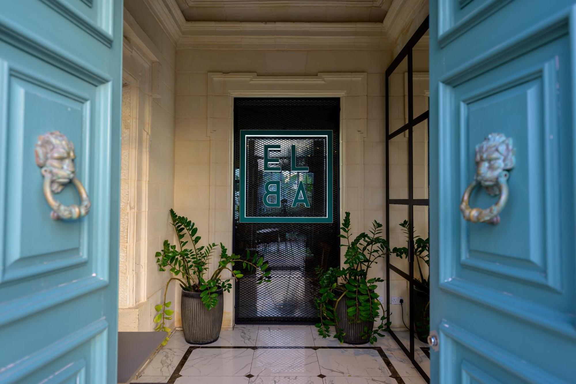 XVI Suites - Adults Only แนกซ์ซาร์ ภายนอก รูปภาพ